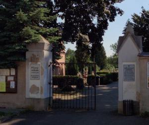 Otevírací doba hřbitova Chabařovice v době dušiček 1